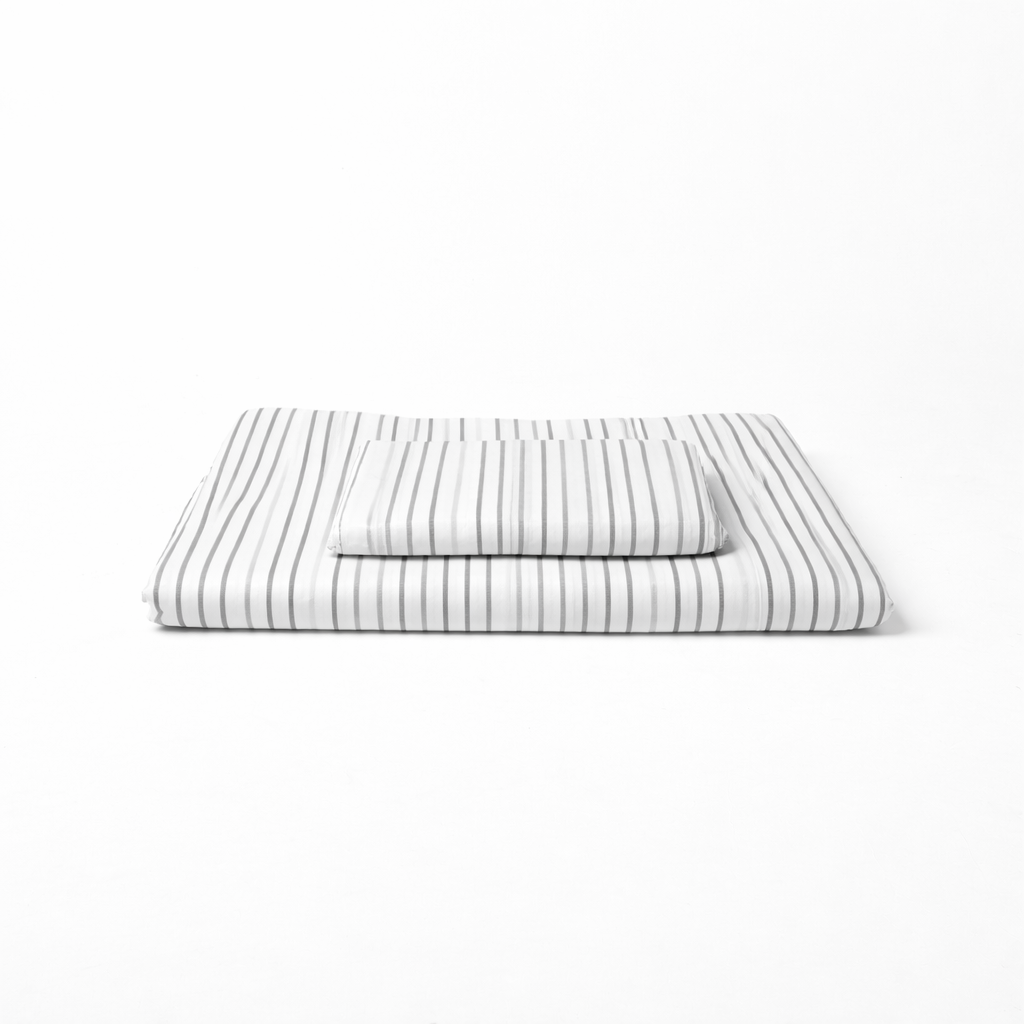 كافر لحاف Duvet Cover  ابيض بخطوط رمادي