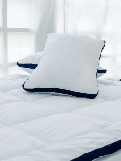 2-piece microfiber pillow with side stripe, navy blue
