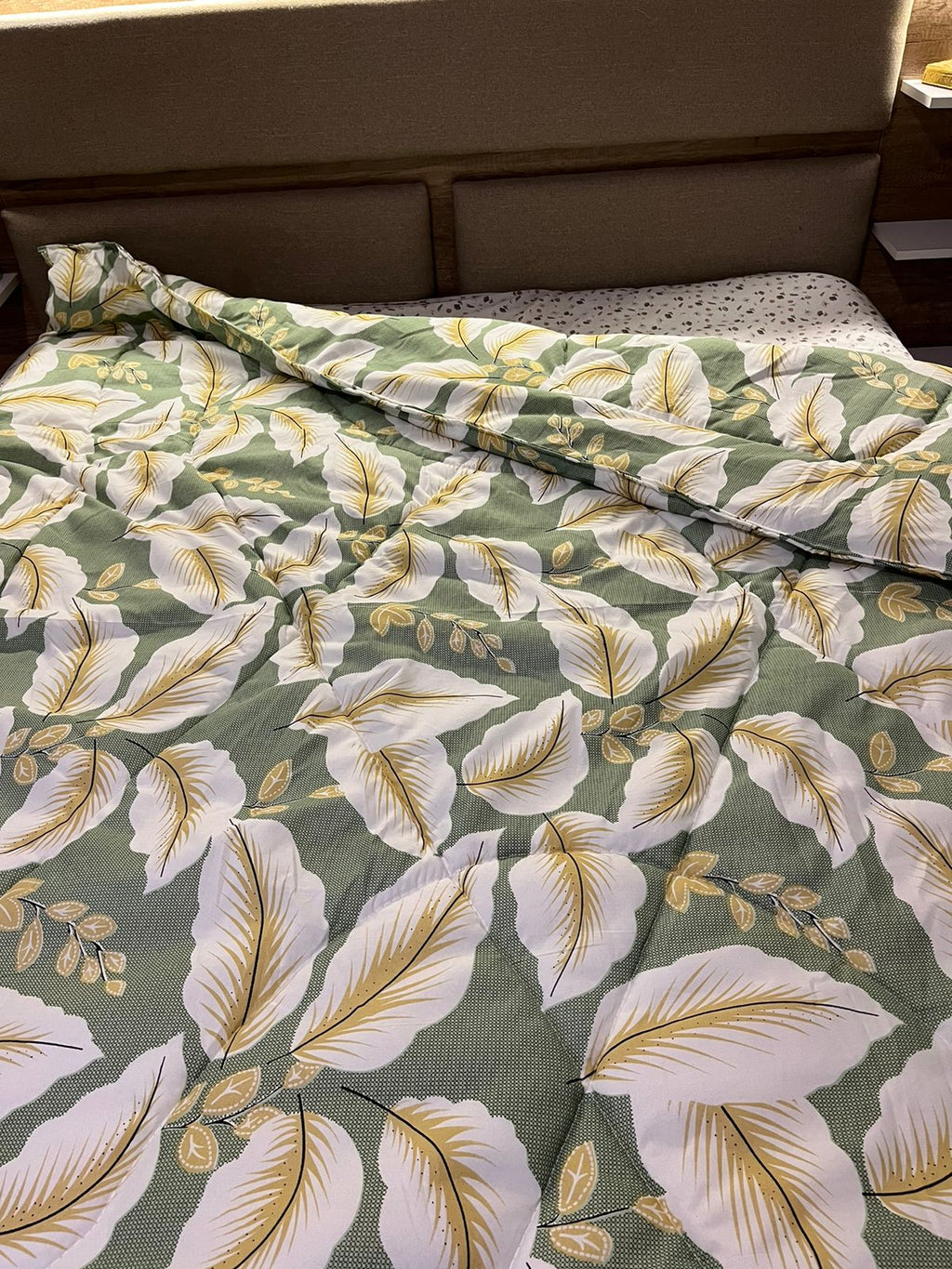 180x220 لحاف فايبر سنجل مشجر اخضر مقاس